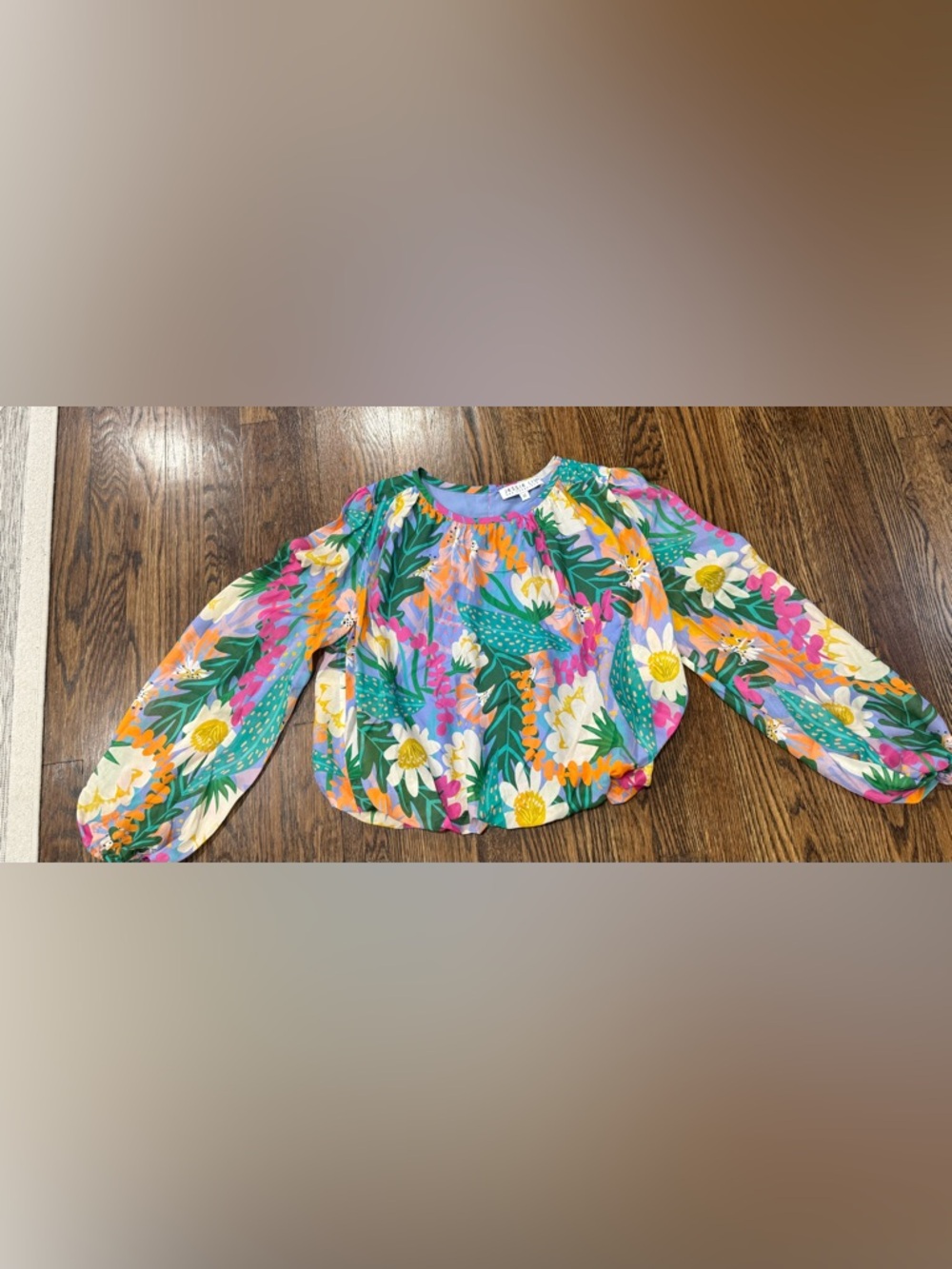 Jessie Liu summer floral print silk shirt blouse for women - size M Balloon Top